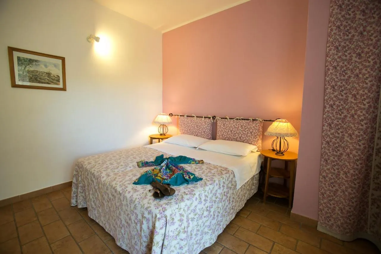 Le Raganelle Hotel Oneglia Farm stay